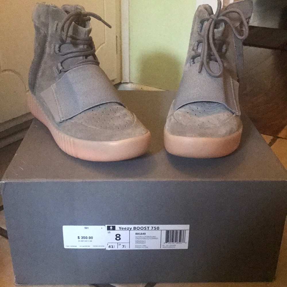 Yeezy 750 Grey Gum Bottom